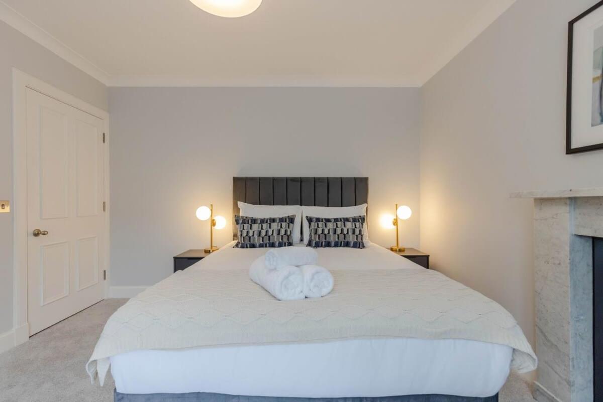 Dragon Suites - Ladon Suite - 2 Bed City Centre Luxury Apartment EDI Exterior photo