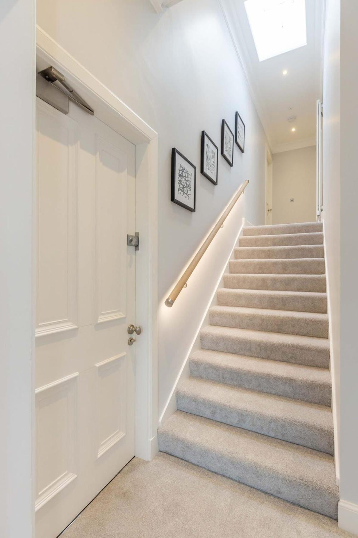 Dragon Suites - Ladon Suite - 2 Bed City Centre Luxury Apartment EDI Exterior photo