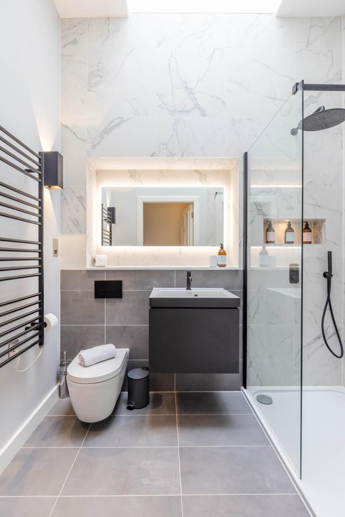 Dragon Suites - Ladon Suite - 2 Bed City Centre Luxury Apartment EDI Exterior photo